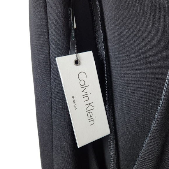 Calvin Klein Black Ruffled Zipper Floral Rose Shealth Dress LBD Women's Size 2 - Picture 11 of 12